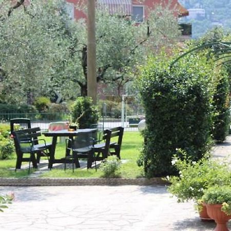 Villa Marina Torbole Sul Garda Екстериор снимка