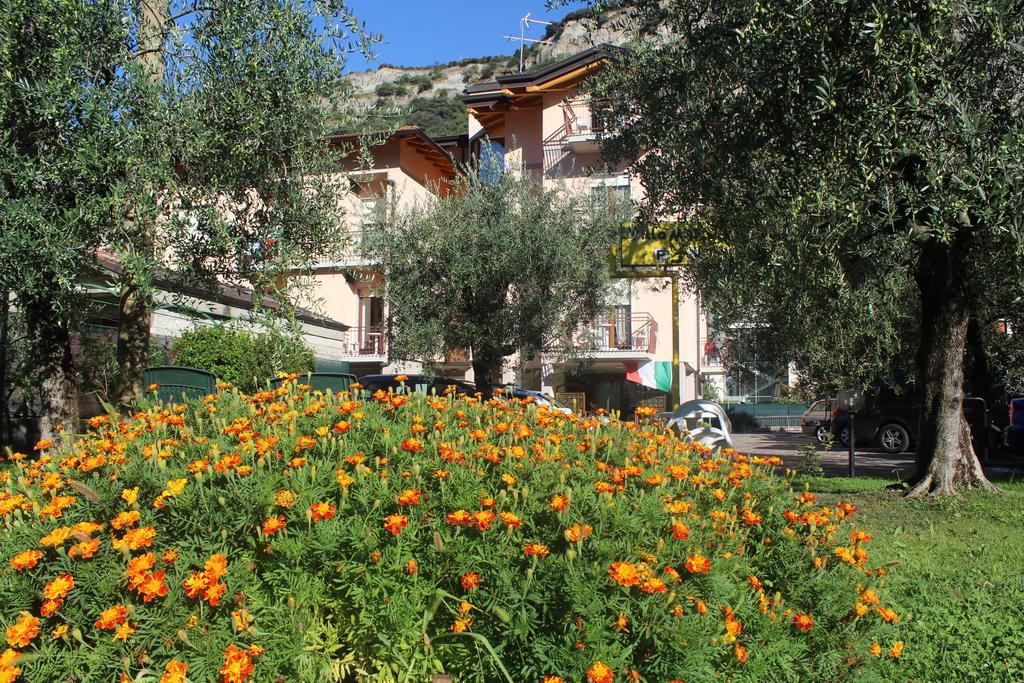 Villa Marina Torbole Sul Garda Екстериор снимка